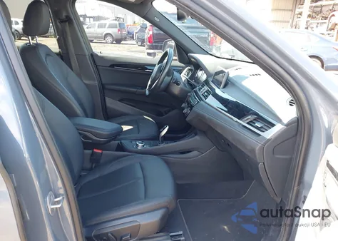 2021 BMW X1 Sdrive28I из США, поврежденный, VIN WBXJG7C01M5S66837